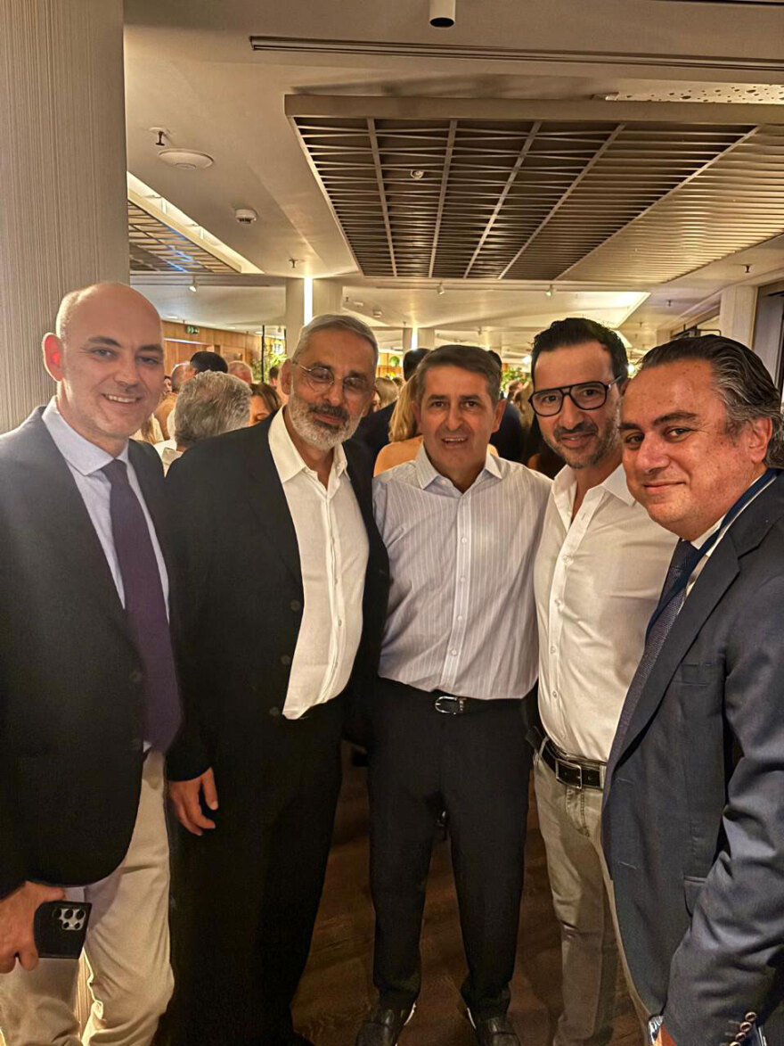 Η πρώτη εμφάνιση Μυλωνάκη σε πολιτική εκδήλωση, επιστρέφει τη Δευτέρα στα καθήκοντα του στο Μαξίμου - Τι είπε στους δημοσιογράφους