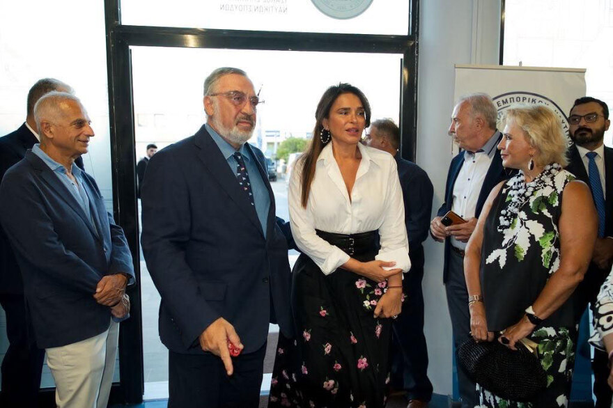 Τσάκος: Εγκαινιάστηκαν στη Χίο οι πρότυπες εγκαταστάσεις των εκπαιδευτηρίων TEEN, παρόντες Γεωργιάδης - Γκιλφόιλ