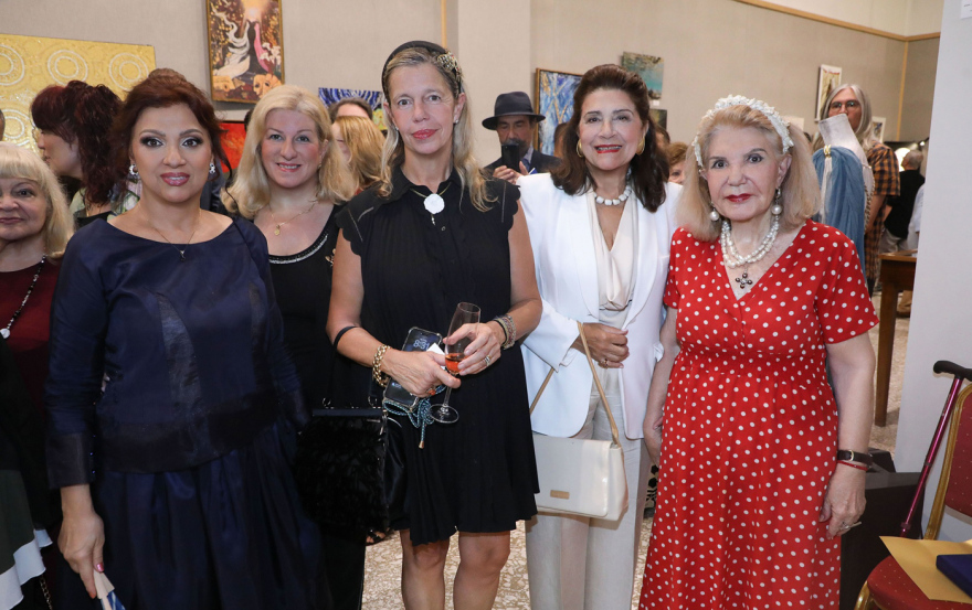 Εγκαινιάστηκε η έκθεση Visions of Maria στον «Παρνασσό» παρουσία της Πρέσβειρας των ΗΠΑ, Κίμπερλι Γκιλφόιλ
