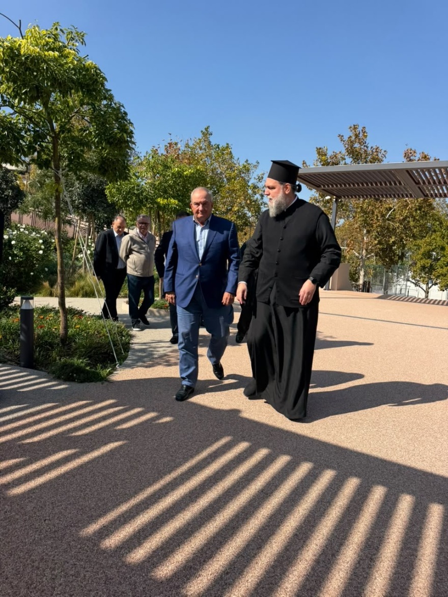 Ο Κώστας Καραμανλής συναντήθηκε με τον Μητροπολίτη Νέας Ιωνίας Γαβριήλ στο «Ιωνικό Κέντρο»