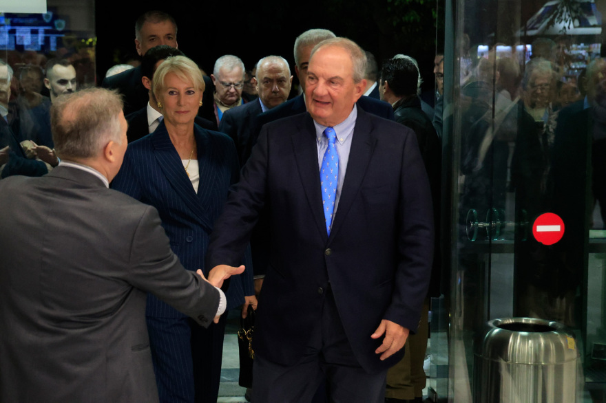 Καραμανλής: «Όχι» στην ενημέρωση της Τουρκίας για το καλώδιο – «Σφάλλουν βαρέως» όσοι διαβάζουν λάθος την Άγκυρα 
