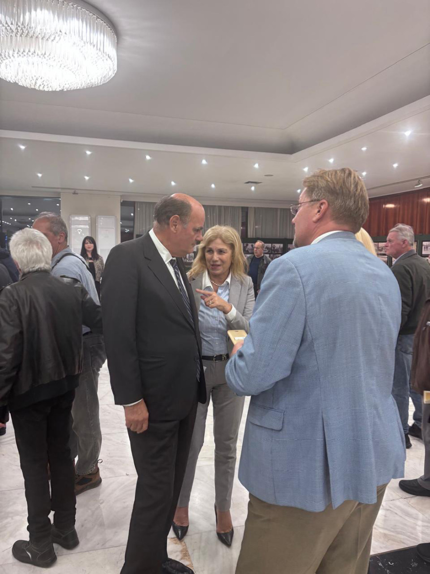 Καραμανλής: «Όχι» στην ενημέρωση της Τουρκίας για το καλώδιο – «Σφάλλουν βαρέως» όσοι διαβάζουν λάθος την Άγκυρα 
