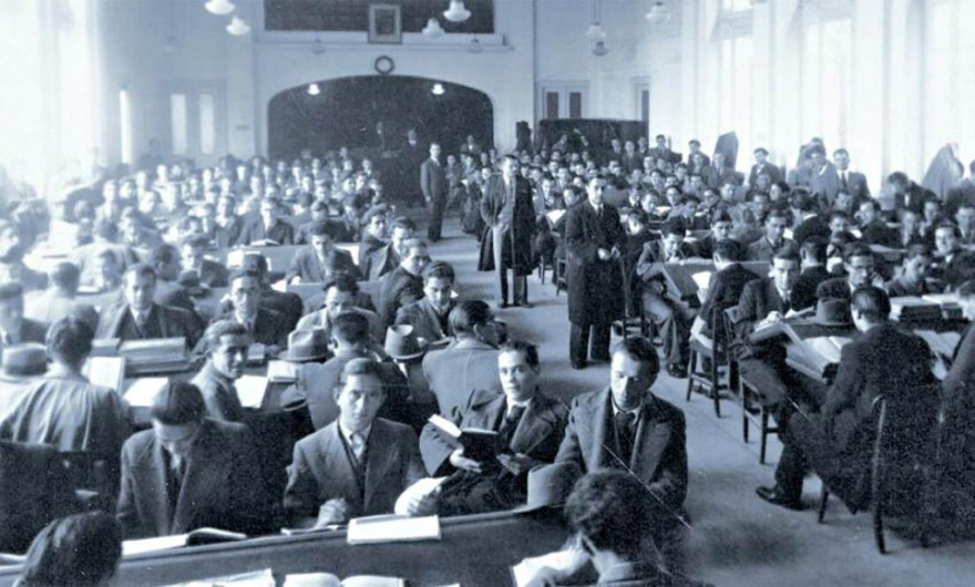 Οι επιστολές του Αϊνστάιν προς τον Ελευθέριο Βενιζέλο και τη Σύγκλητο του Πανεπιστημίου Αθηνών για την αποβολή πέντε κομμουνιστών φοιτητών

