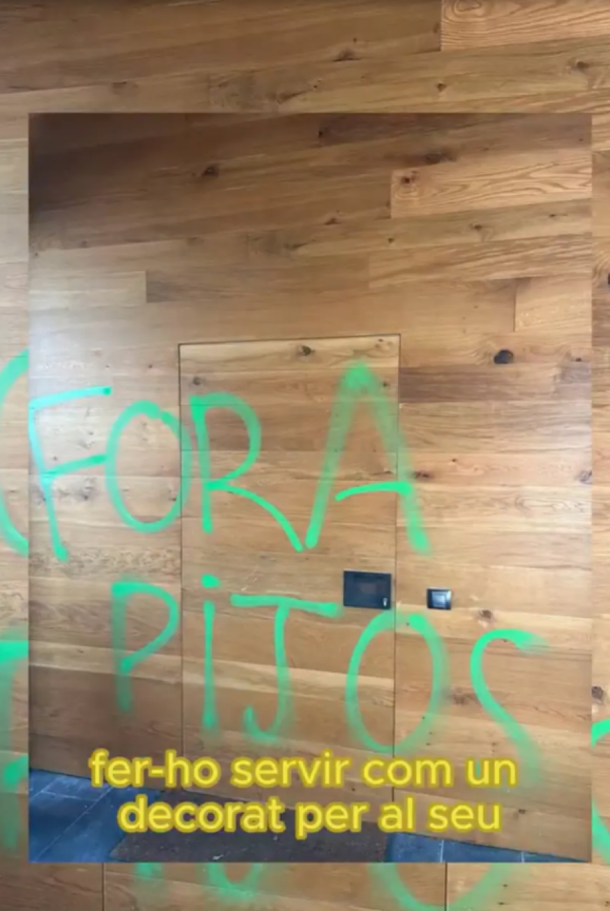 Ζεράρ Πικέ: Πολιτική οργάνωση βανδάλισε το σπίτι του στα Πυρηναία όρη - Δείτε βίντεο