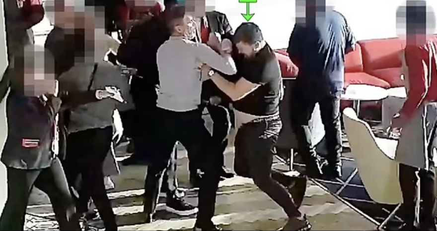 Ρόι Κιν: Είχε φραστικό επεισόδιο με οπαδό της Ίπσουϊτς μετά τον αγώνα με τη Γιουνάιτεντ - Δείτε βίντεο