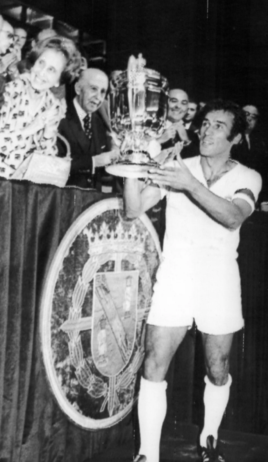  El Clasico: Το καθεστώς Φράνκο και η διαμάχη Μπαρτσελόνα-Ρεάλ - Μια αντιπαλότητα γεμάτη ιστορία και σκιές