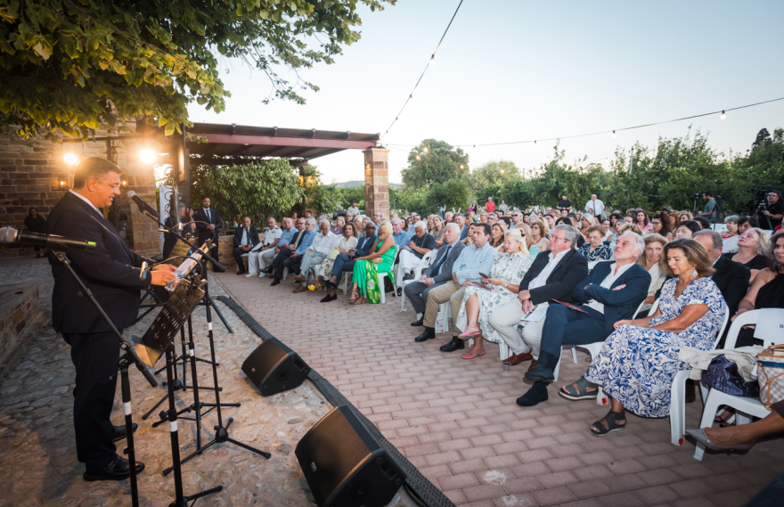 Στο Φως του Castelli - 4 χρόνια πολιτισμού και οραμάτων στο φεστιβάλ Χίου, από την αρχαιολογία έως την AI 