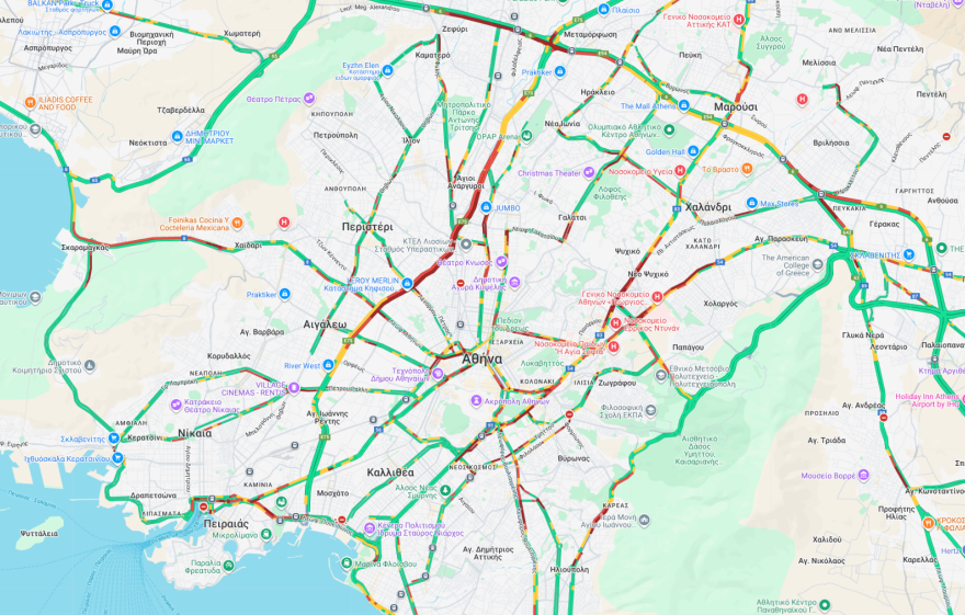 Κίνηση στους δρόμους: 30λεπτες καθυστερήσεις στην Αττική Οδό, χαμηλές ταχύτητες και στον Κηφισό 
