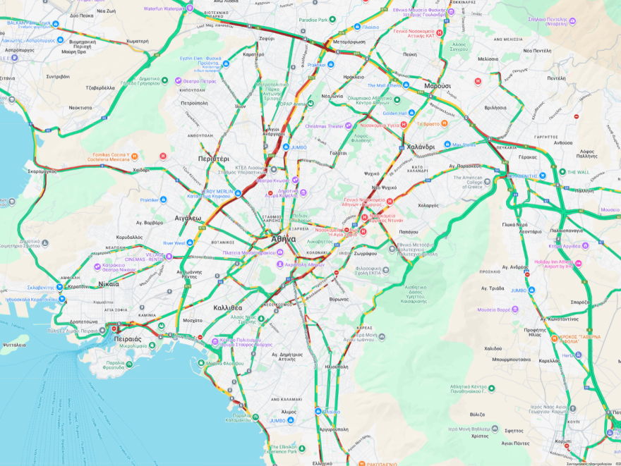 Μποτιλιαρισμένος ο Κηφισός και το κέντρο, 45λεπτες καθυστερήσεις στην Αττική Οδό - Πού έχει κίνηση τώρα στους δρόμους 
