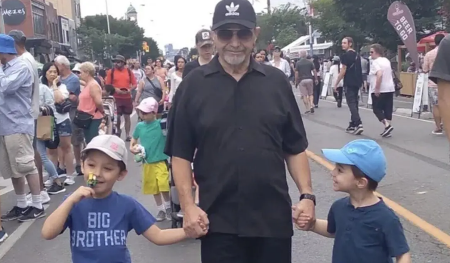 27χρονη Eλληνοκαναδή σκότωσε τους δύο μικρούς γιους της για «να ενωθούν όλοι στον Παράδεισο» με τον 72χρονο σύζυγό της που πέθανε από καρκίνο