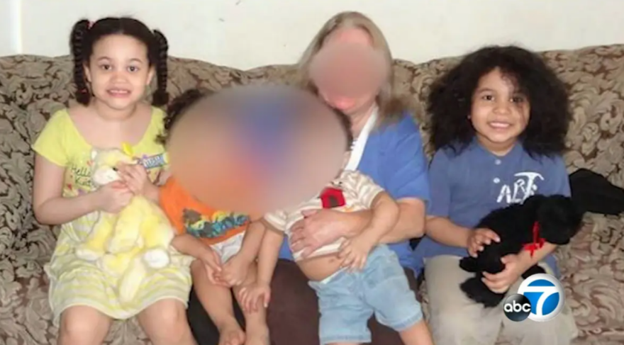 Γονείς-τέρατα στις ΗΠΑ: Αποκεφάλισαν δύο παιδιά τους και αναγκάσαν τα αδέλφια τους να το δουν