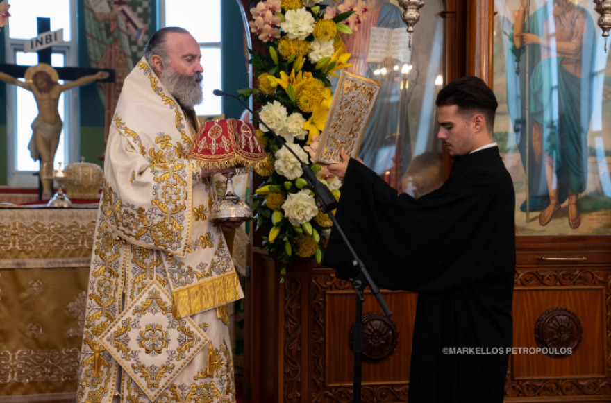 Μεγαλοπρεπείς εορτασμοί για τον Άγιο Σπυρίδωνα σε Κέρκυρα και Σίδνεϊ, δείτε βίντεο και φωτογραφίες