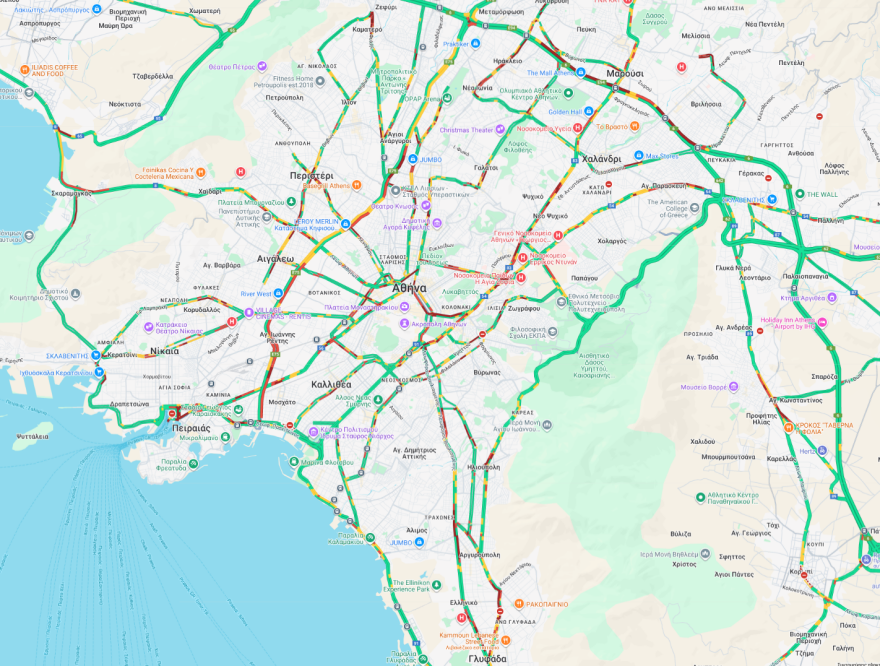 Τροχαίο στην Αττική Οδό στο ύψος κόμβου Ηρακλείου, καθυστερήσεις στο ρεύμα προς Ελευσίνα - Στο κόκκινο Κηφισός, Πειραιάς, Γλυφάδα και κέντρο