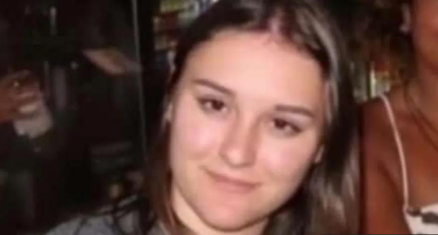 &laquo;&Zeta;&omicron;ύ&mu;&epsilon; έ&nu;&alpha;&nu; &epsilon;&phi;&iota;ά&lambda;&tau;&eta;&raquo;: &Eta; &Alpha;&lambda;ί&kappa;&eta;, &omicron; Ά&rho;&theta;&omicron;&upsilon;&rho;, &eta; Έ&mu;&iota;&lambda;&iota; &kappa;&alpha;&iota; &tau;&alpha; &pi;&alpha;&iota;&delta;&iota;ά &pi;&omicron;&upsilon; &omicron;&iota; &omicron;&iota;&kappa;&omicron;&gamma;έ&nu;&epsilon;&iota;έ&sigmaf; &tau;&omicron;&upsilon;&sigmaf; &alpha;&nu;&alpha;&zeta;&eta;&tau;&omicron;ύ&nu; &mu;&epsilon;&tau;ά &tau;&eta; &phi;&omicron;&nu;&iota;&kappa;ή &pi;&upsilon;&rho;&kappa;&alpha;&gamma;&iota;ά &sigma;&tau;&omicron; &Kappa;&rho;&alpha;&nu; &Mu;&omicron;&nu;&tau;ά&nu;&alpha;