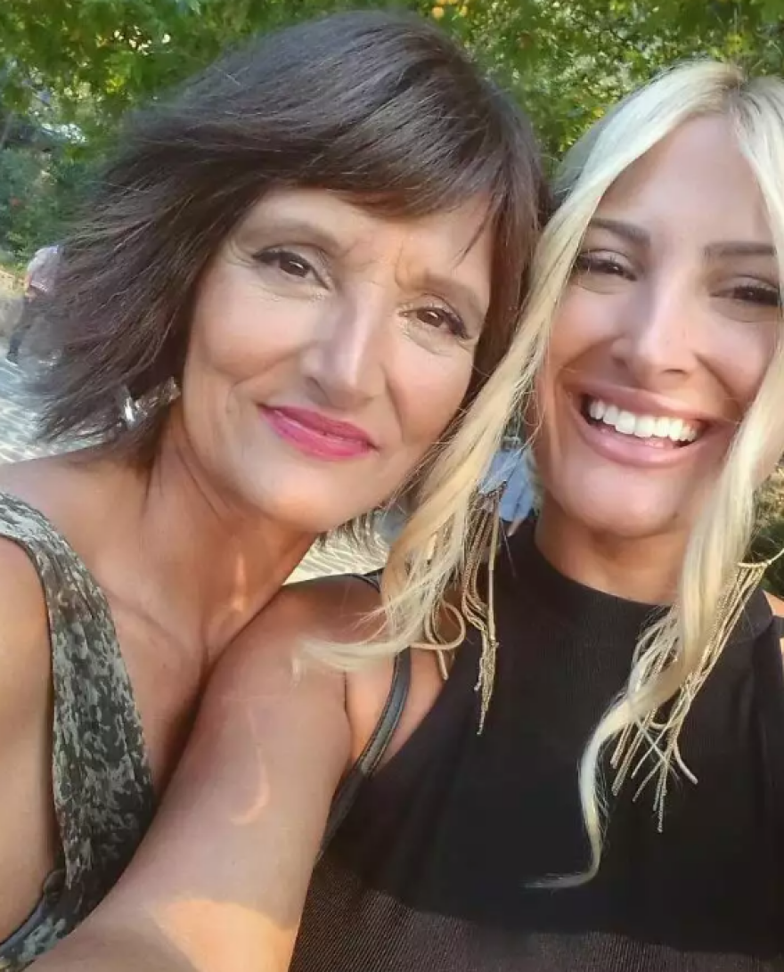 Δάκρυσε η Ιωάννα Τούνη για τη μητέρα της που έχει φύγει από τη ζωή: Είναι χαρμολύπη αυτό που νιώθω, κάποιες φορές μου λείπει