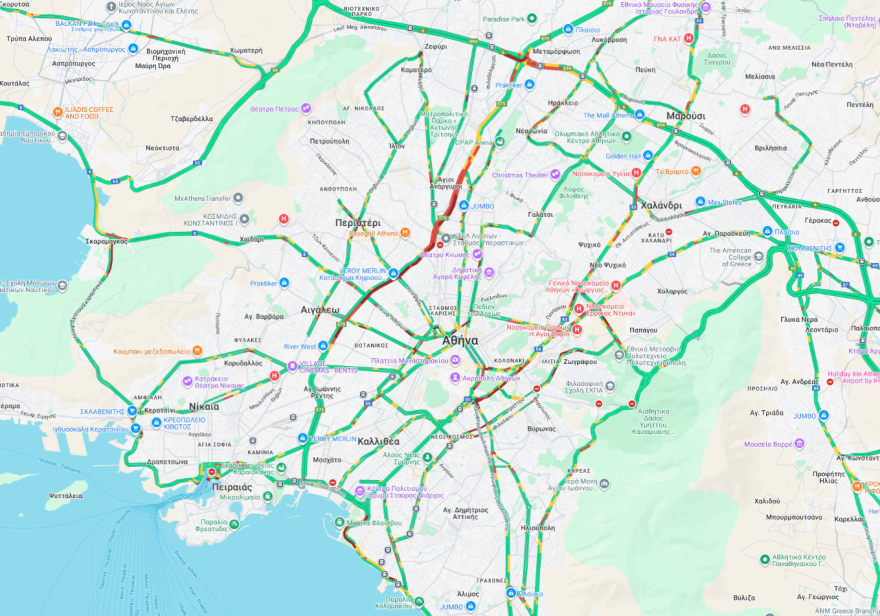 Live η κίνηση: Μποτιλιάρισμα στο ανοδικό ρεύμα του Κηφισού από το ύψος της Πέτρου Ράλλη, στο κόκκινο και το κέντρο - Απεργούν τα ταξί 
