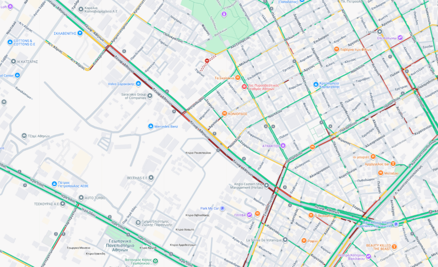 Live η κίνηση: Μποτιλιάρισμα στο ανοδικό ρεύμα του Κηφισού από το ύψος της Ιεράς Οδού, στο κόκκινο και το κέντρο - Απεργούν τα ταξί 
