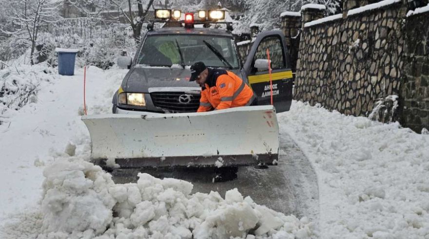 Εντυπωσιακές εικόνες και βίντεο από τις χιονοπτώσεις, στα λευκά από την Πελοπόννησο μέχρι τα ορεινά της Θεσσαλονίκης
