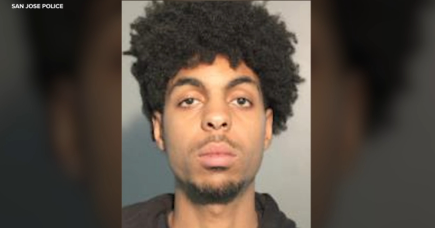 Αστυνομικοί έδωσαν μάχη με κλέφτη αυτοκινήτων στην Καλιφόρνια: Η καταδίωξη σταμάτησε όταν τον πάτησε περιπολικό, δείτε βίντεο