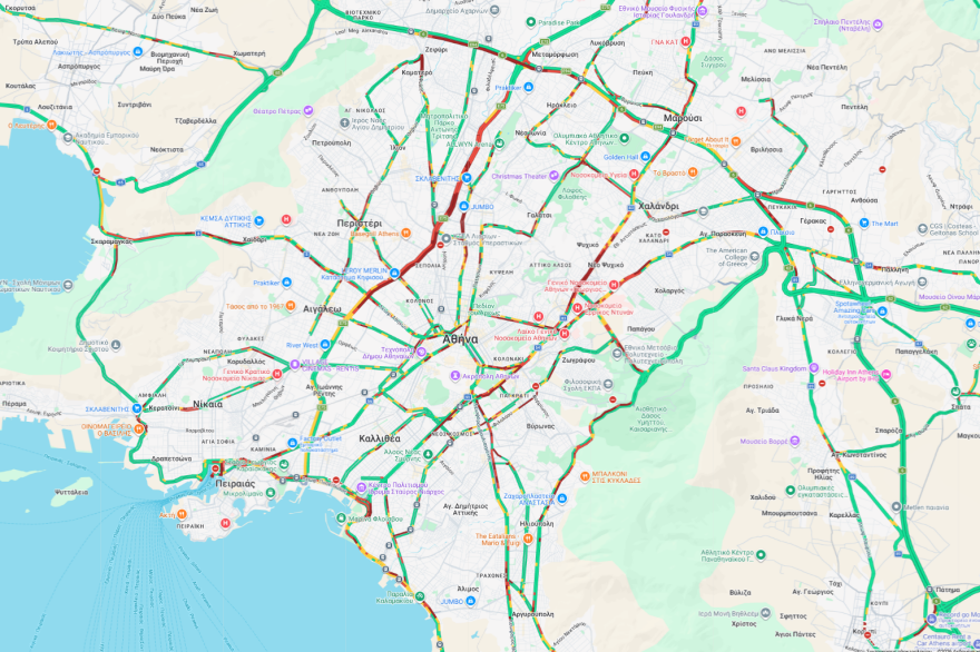 Live η κίνηση τώρα στους δρόμους: Ταλαιπωρία και στα δύο ρεύματα του Κηφισού, 30λεπτες καθυστερήσεις στην Αττική Οδό