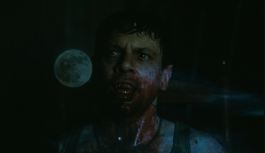 Ο Τζακ Ο’Κόνελ με… δόντια βαμπίρ στο κόκκινο χαλί των Όσκαρ 2026