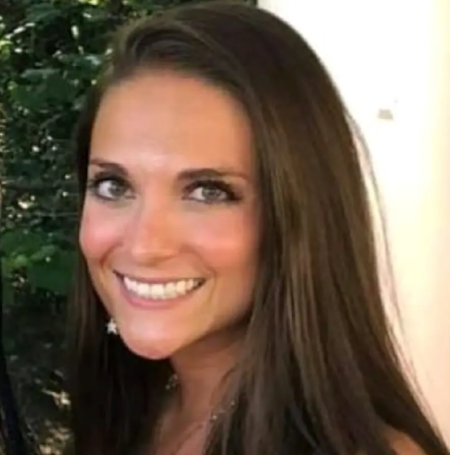 Πρώην καθηγήτρια στις ΗΠΑ κινδυνεύει με φυλάκιση 20 ετών μετά την καταγγελία μαθητή της ότι έκαναν σεξ στην τάξη και στο αυτοκίνητο