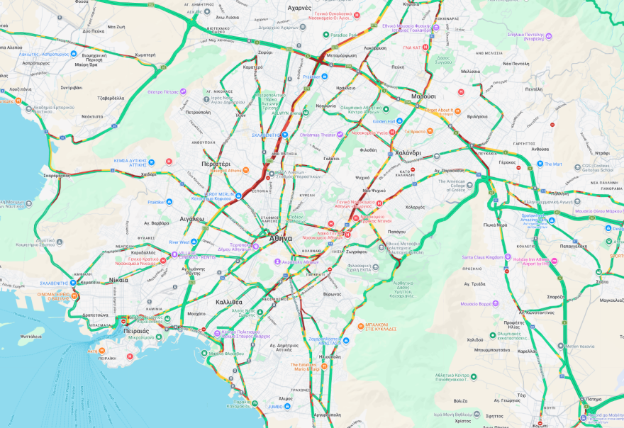 Η κίνηση στους δρόμους: Μποτιλιάρισμα στον Κηφισό λόγω τροχαίων, σημαντικές καθυστερήσεις σε Μεσογείων και Κηφισίας