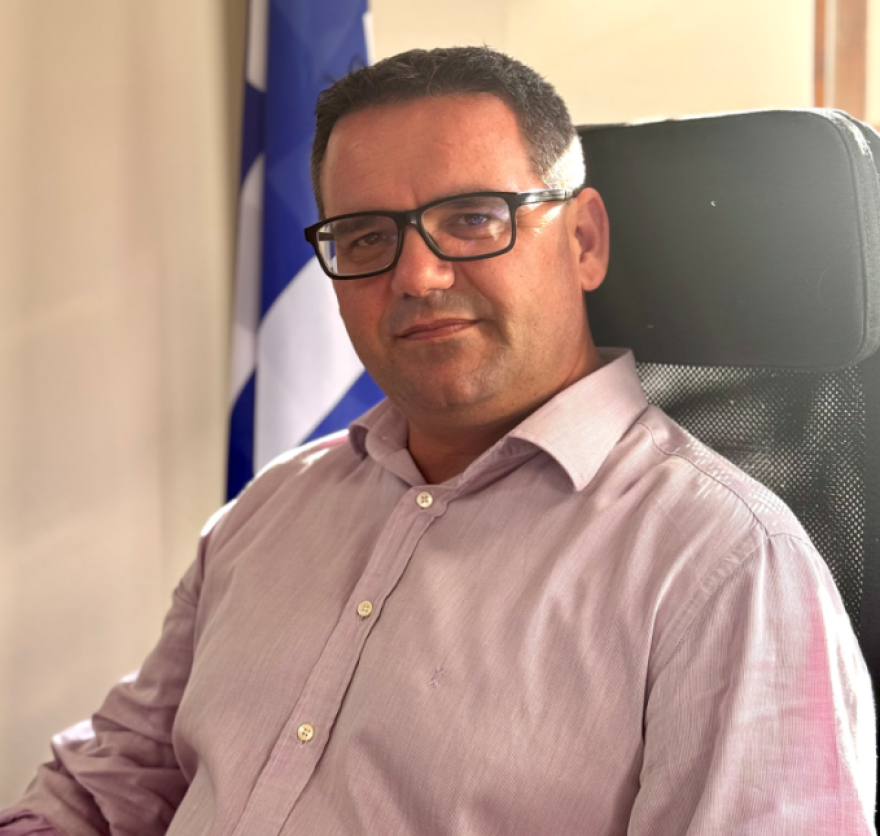 Ο δήμαρχος Στυλίδας ο ένας από τους δύο που συνελήφθησαν για τη φωτιά που ξεκίνησε από τη Βοιωτία