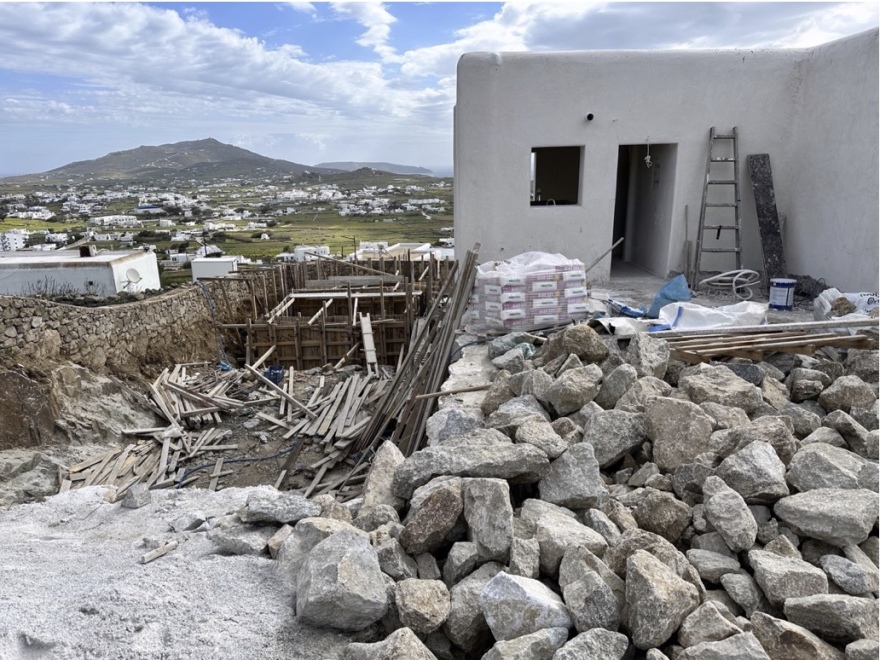 Μύκονος: «Μας απειλούν ένοπλοι μπράβοι, αλλά δεν φοβόμαστε», κατήγγειλε η πρόεδρος των Αρχαιολόγων - Δείτε βίντεο