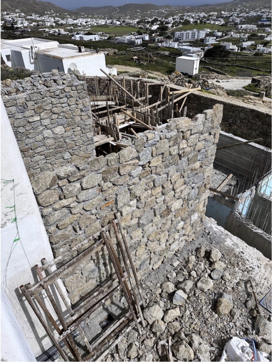 Μύκονος: «Μας απειλούν ένοπλοι μπράβοι, αλλά δεν φοβόμαστε», κατήγγειλε η πρόεδρος των Αρχαιολόγων - Δείτε βίντεο