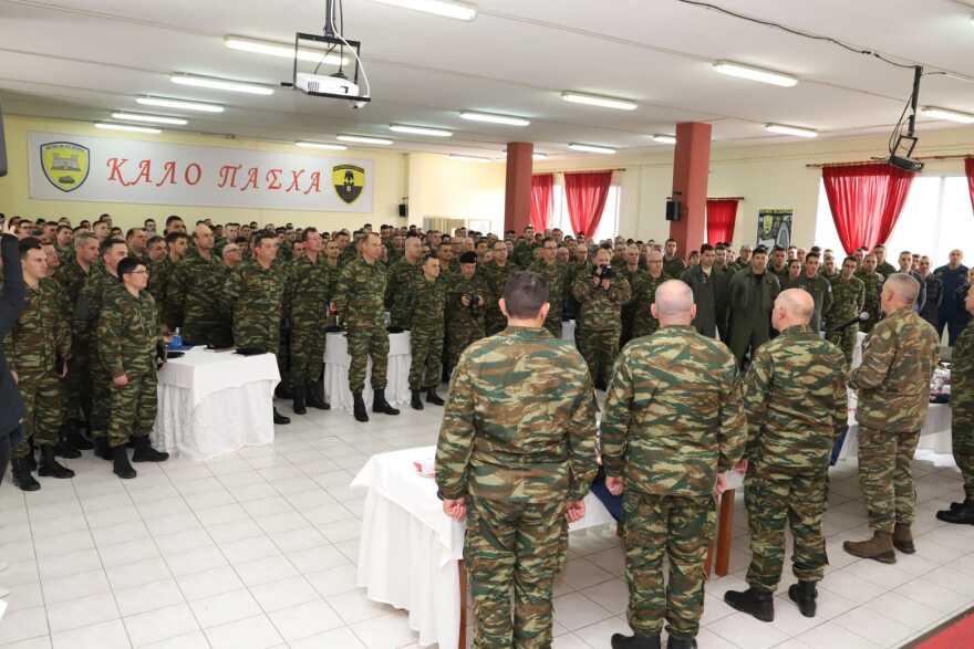 Βίντεο: Επίσκεψη Φλώρου σε μονάδες και επιτηρητικά φυλάκια στον Έβρο