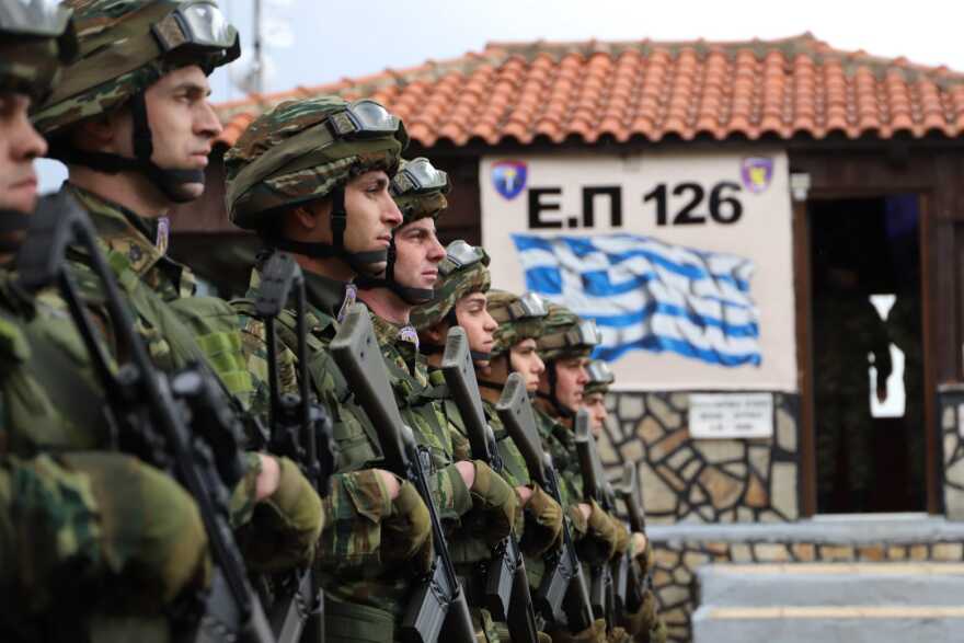 Βίντεο: Επίσκεψη Φλώρου σε μονάδες και επιτηρητικά φυλάκια στον Έβρο