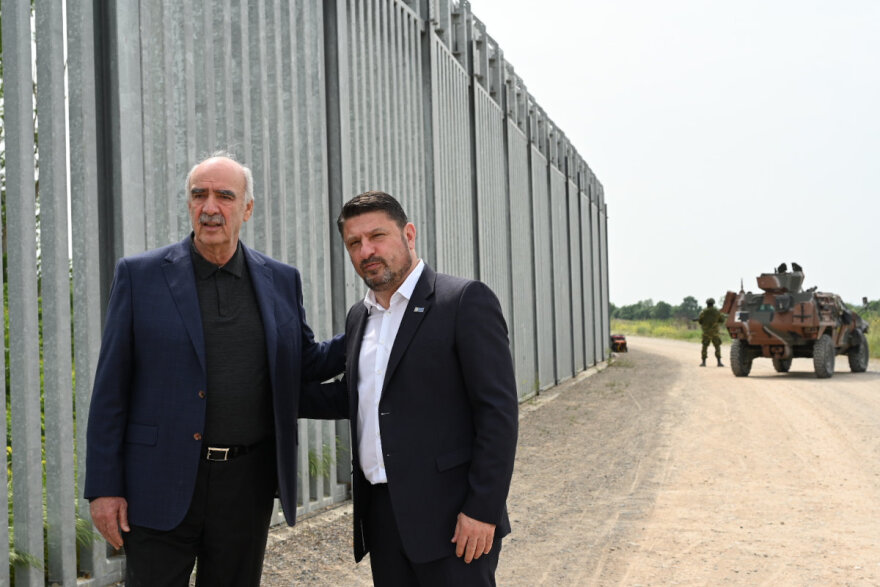 Έβρος: Επίσκεψη Μεϊμαράκη και Χαρδαλιά στον φράχτη - «Είναι αναγκαίο αποτρεπτικό εργαλείο»