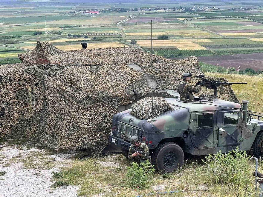 «Swift Response 23»: Εντυπωσιακές εικόνες από την άσκηση των ειδικών δυνάμεων