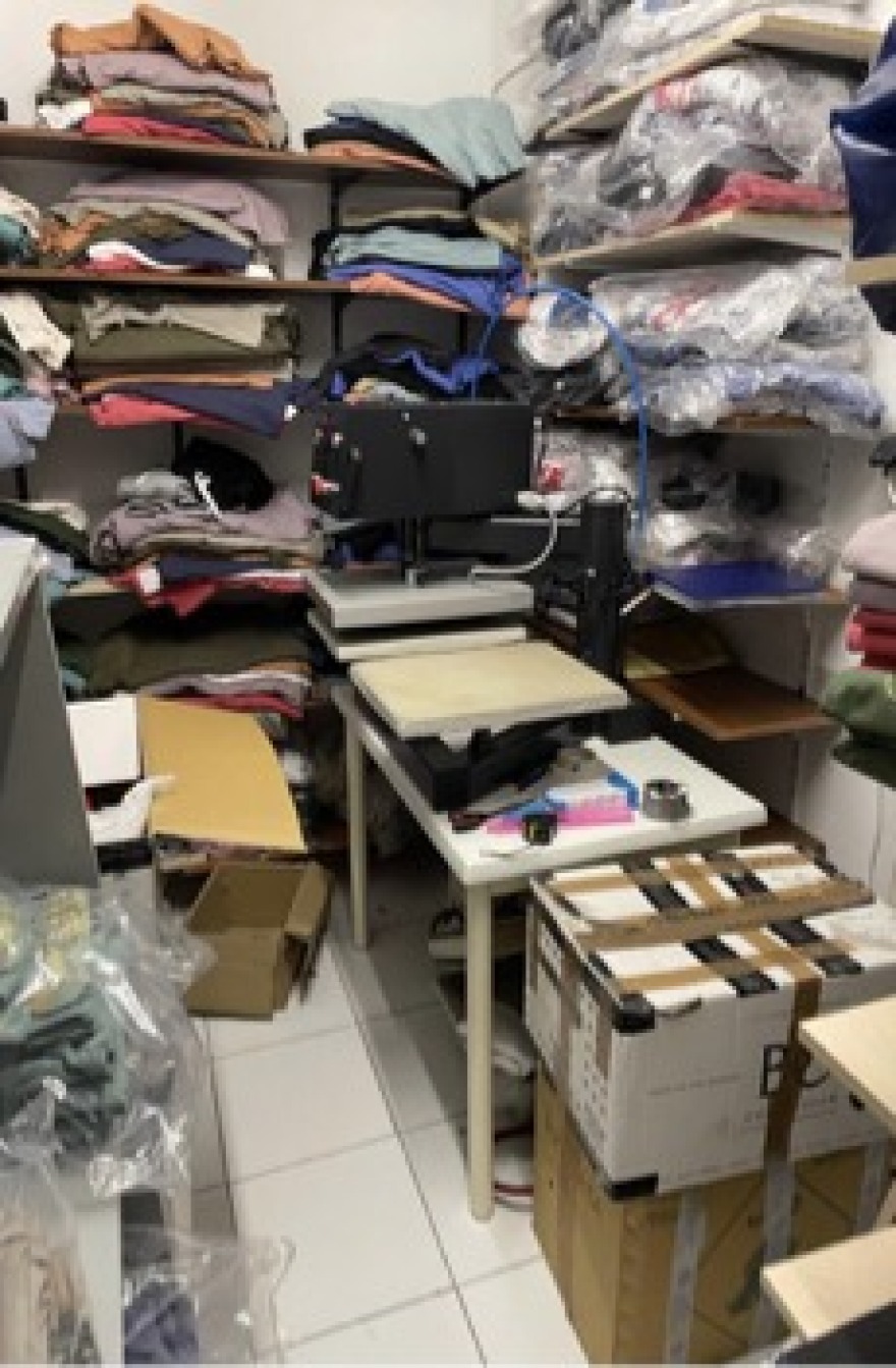 ΣΔΟΕ: Κατασχέθηκαν μεγάλες ποσότητες προϊόντων «μαϊμού» σε Ρόδο και Κω - Δείτε φωτογραφίες