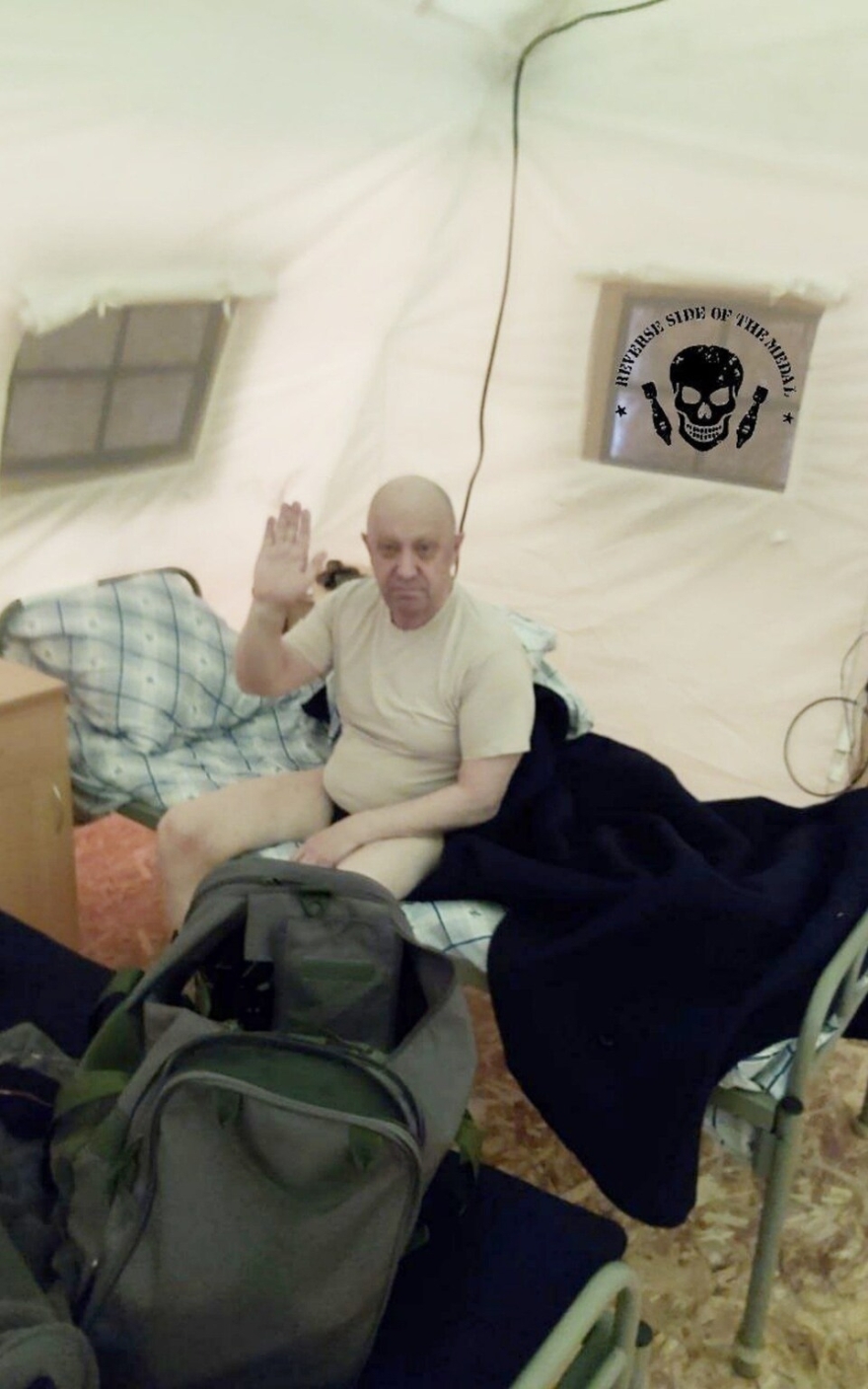 Γεβγκένι Πριγκόζιν: Ρώσοι διακινούν φωτογραφία του με εσώρουχα - «Εκδίκηση» μετά την ανταρσία;