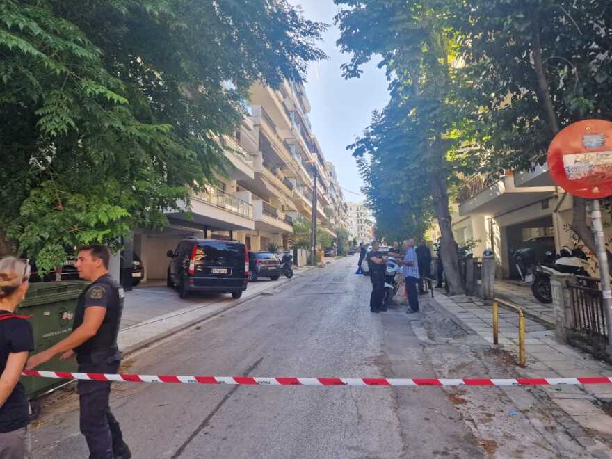 Έγκλημα στην Καλαμαριά: Ο αστυνομικός είχε πάρει συναινετικό διαζύγιο με τη σύζυγό του το 2023 - Πώς κατείχε την καραμπίνα