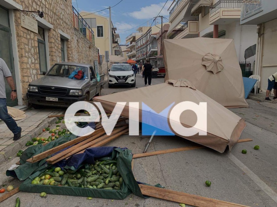 Εύβοια: Αυτοκίνητο με 80χρονο οδηγό «μπούκαρε» σε λαϊκή - Τραυματίστηκε ένα 3χρονο παιδί και άλλα 5 άτομα