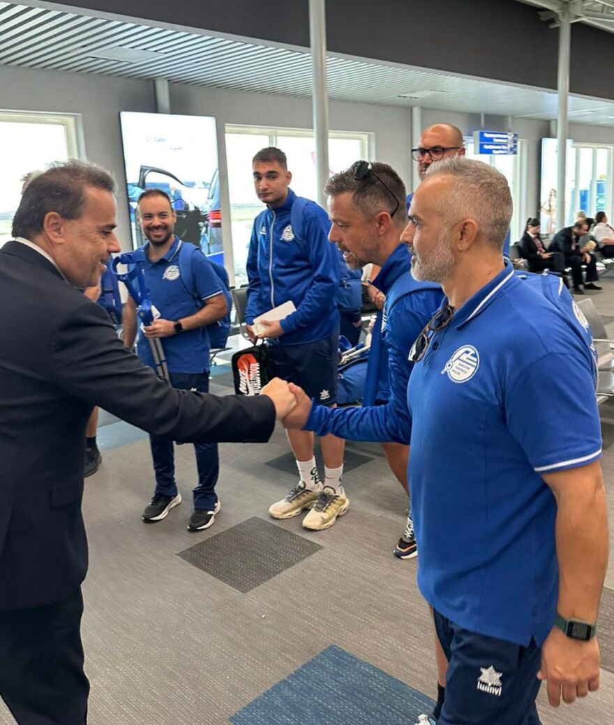 Στο πλευρό της Εθνικής Ομάδας ποδοσφαίρου Ακρωτηριασμένων Παπασταύρου και Σταμάτης