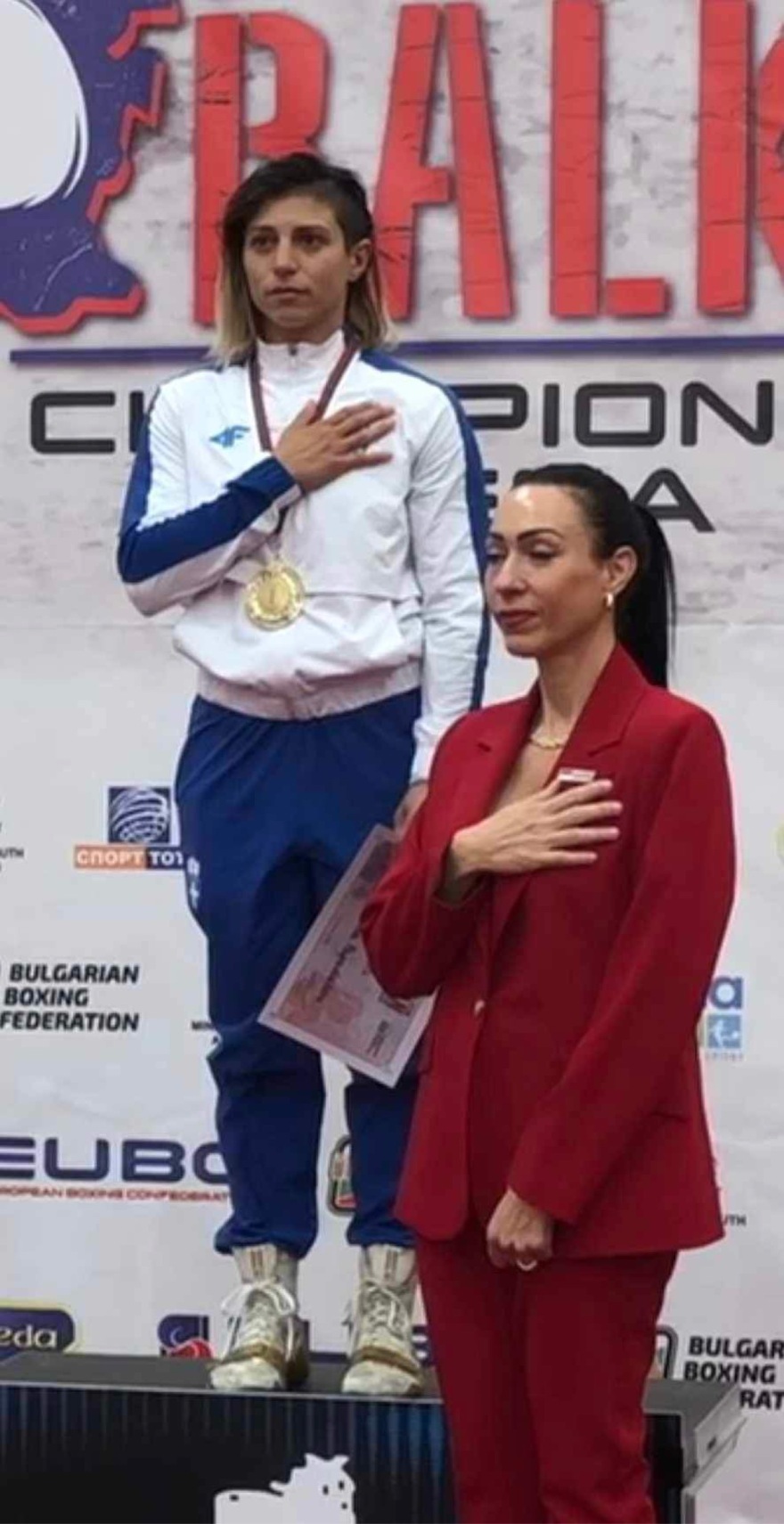 Χρυσές στους Βαλκανικούς αγώνες πυγμαχίας η Όλγα-Παυλίνα Παπαδάτου και η Βασιλική Σταυρίδου