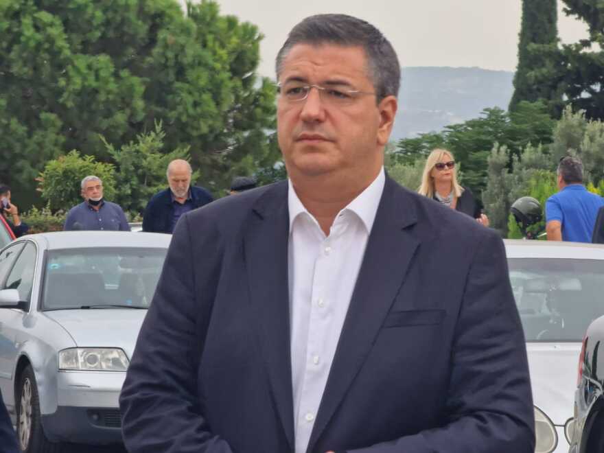 Γιάννης Ιωαννίδης: Το τελευταίο αντίο στον «ξανθό» - Αποθέωση στο «Αλεξάνδρειο» - Βίντεο και φωτογραφίες