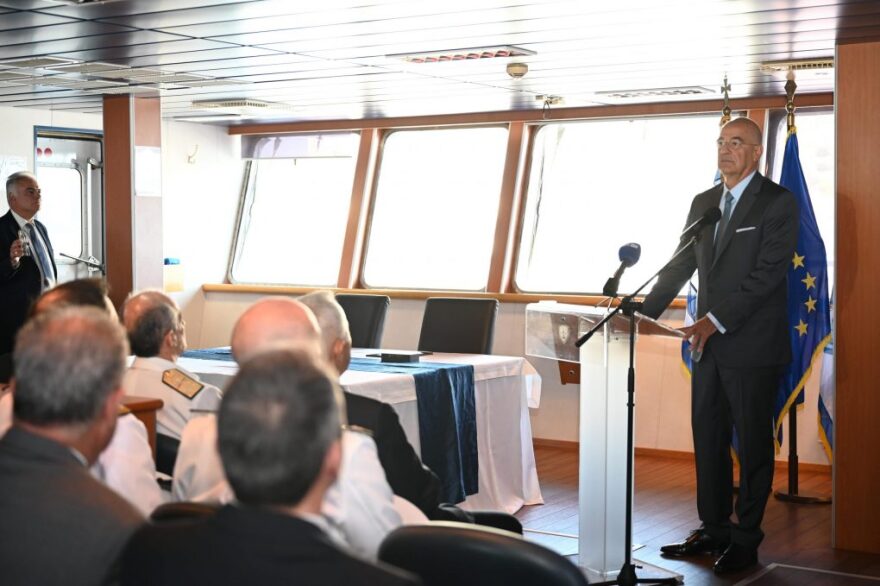 Υπουργείο Άμυνας: Κι επίσημα στον στόλο του Πολεμικού Ναυτικού το νέο πλοίο «Περσέας» - Παρουσία Δένδια η τελετή παράδοσης