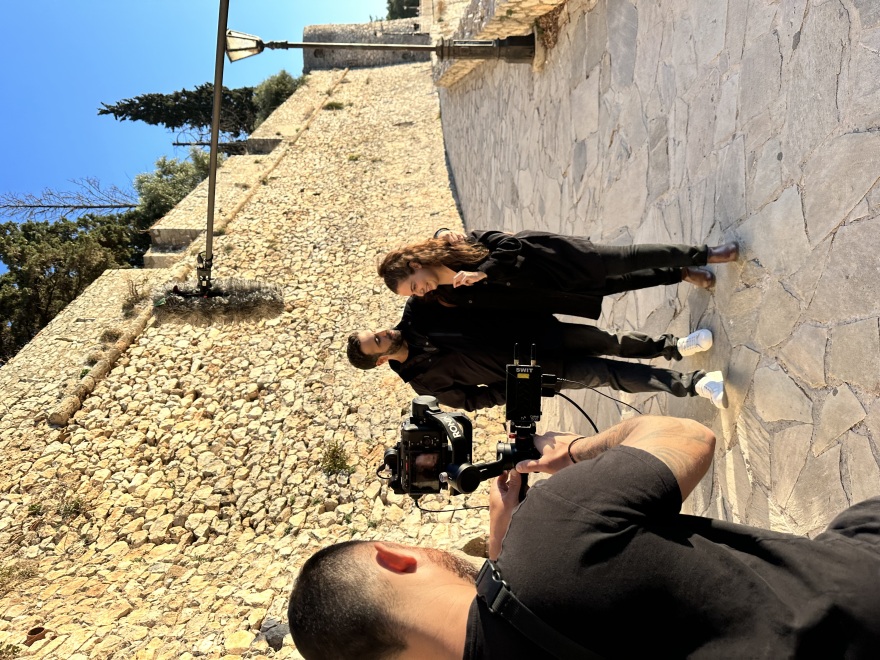 Η Γη της Ελιάς: Φωτογραφίες από τα γυρίσματα στο Ναύπλιο