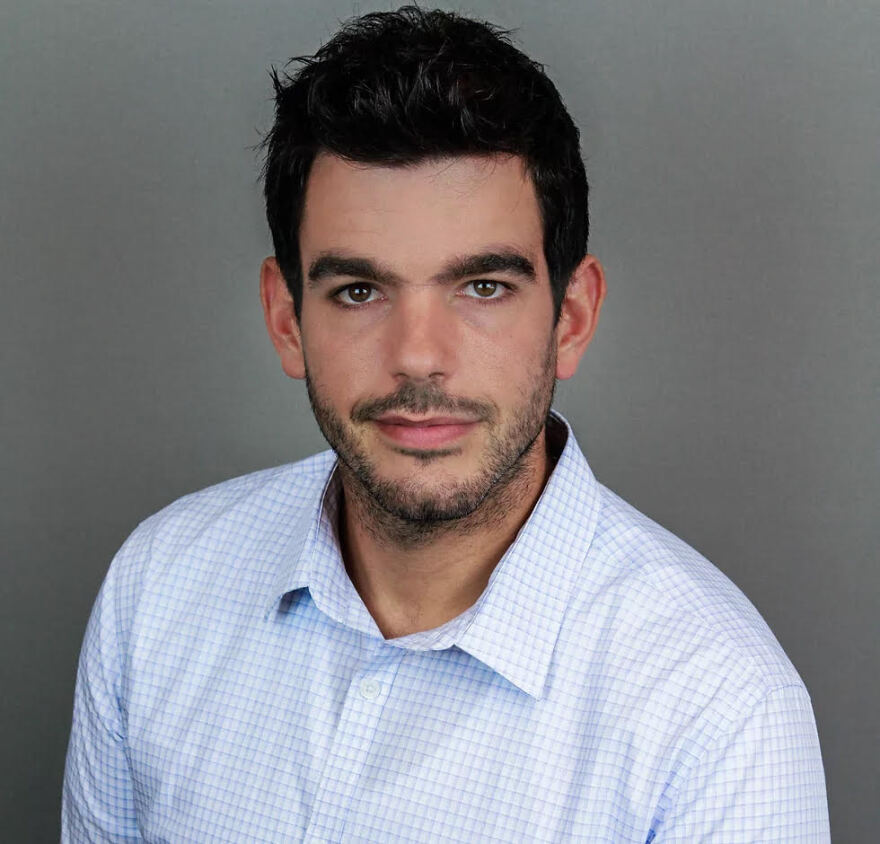 Τεχνητή Νοημοσύνη: Με επικεφαλής τον καθηγητή στο ΜΙΤ, Κωνσταντίνο Δασκαλάκη, η Συμβουλευτική Επιτροπή υπό τον πρωθυπουργό