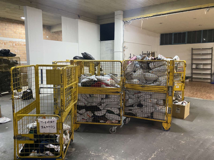 Έλεγχοι του ΣΔΟΕ σε 5 εταιρείες ταχυμεταφορών - Κατασχέθηκαν εκατοντάδες προϊόντα «μαϊμού»