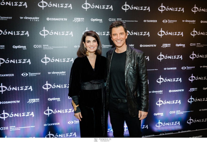 Επίσημη πρεμιέρα γεμάτη συγκίνηση για την ταινία «Φόνισσα»  - Το  μήνυμα της Καρυοφυλλιάς Καραμπέτη για το σεξισμό και την έμφυλη βία