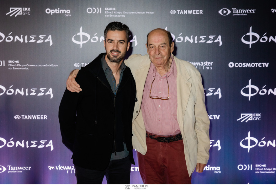 Επίσημη πρεμιέρα γεμάτη συγκίνηση για την ταινία «Φόνισσα»  - Το  μήνυμα της Καρυοφυλλιάς Καραμπέτη για το σεξισμό και την έμφυλη βία