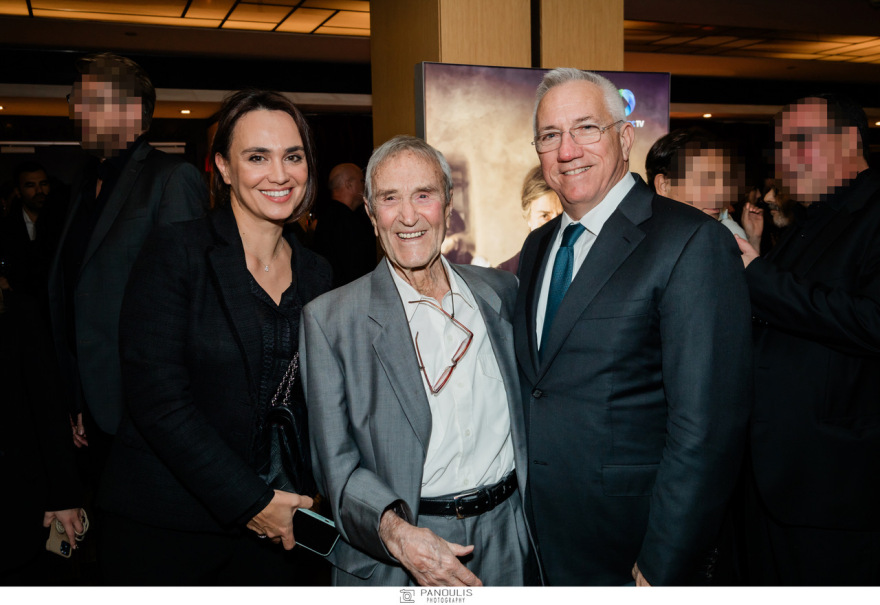 Επίσημη πρεμιέρα γεμάτη συγκίνηση για την ταινία «Φόνισσα»  - Το  μήνυμα της Καρυοφυλλιάς Καραμπέτη για το σεξισμό και την έμφυλη βία