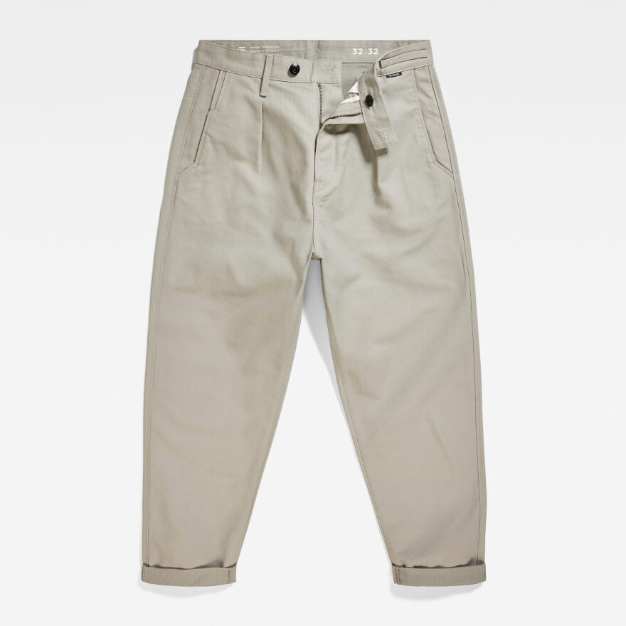 Ο Γιώργος Καράβας και η Ραφαέλα Ψαρρού μας υποδέχονται στο σπίτι τους