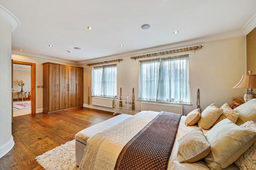 Ο Σερ Άλεξ Φέργκιουσον βγάζει στο σφυρί την απίστευτη έπαυλη του - Δείτε φωτογραφίες